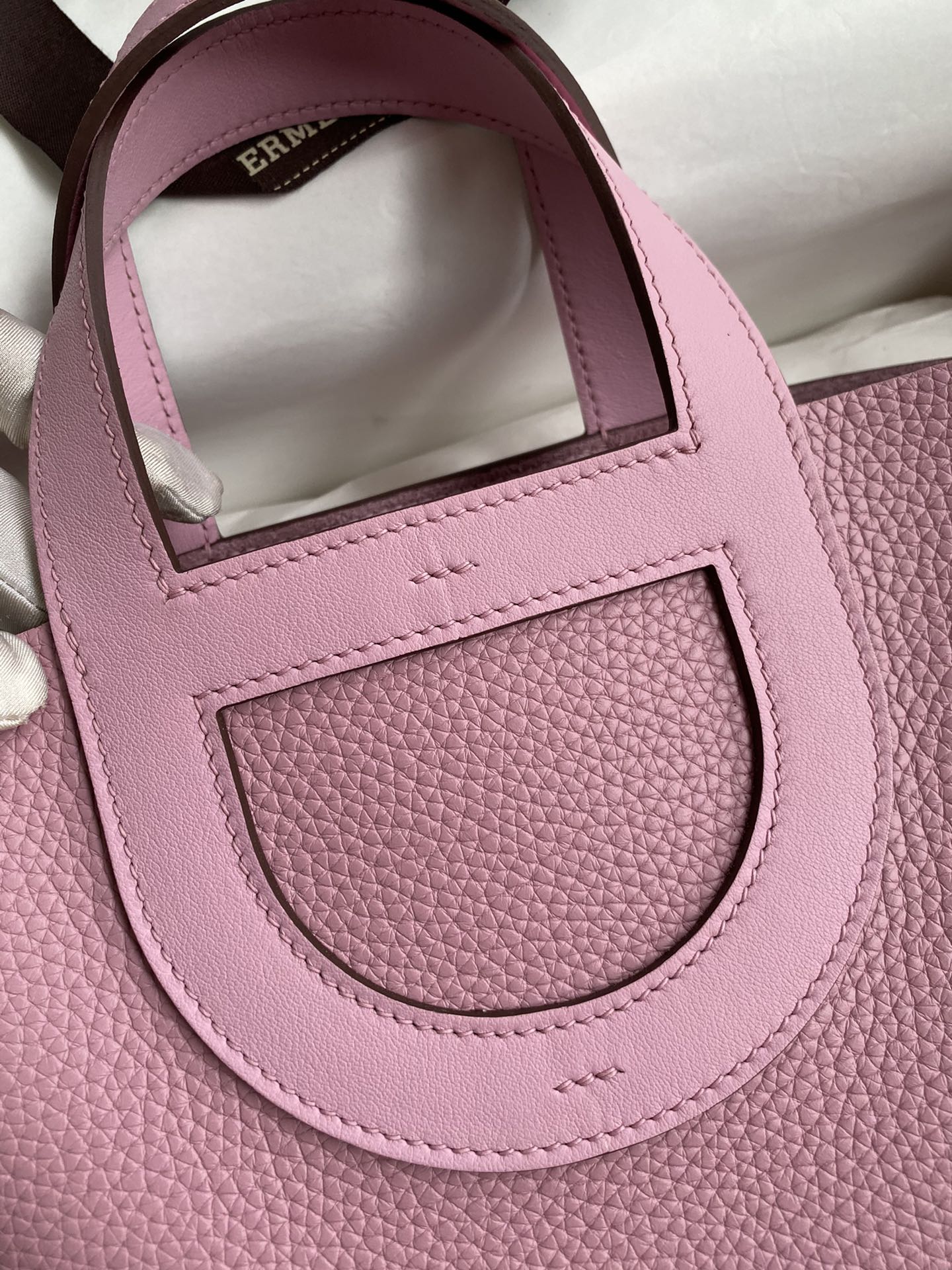 Hermes In The Loop 18 Bag In Mauve Sylvestr Clemence Leather